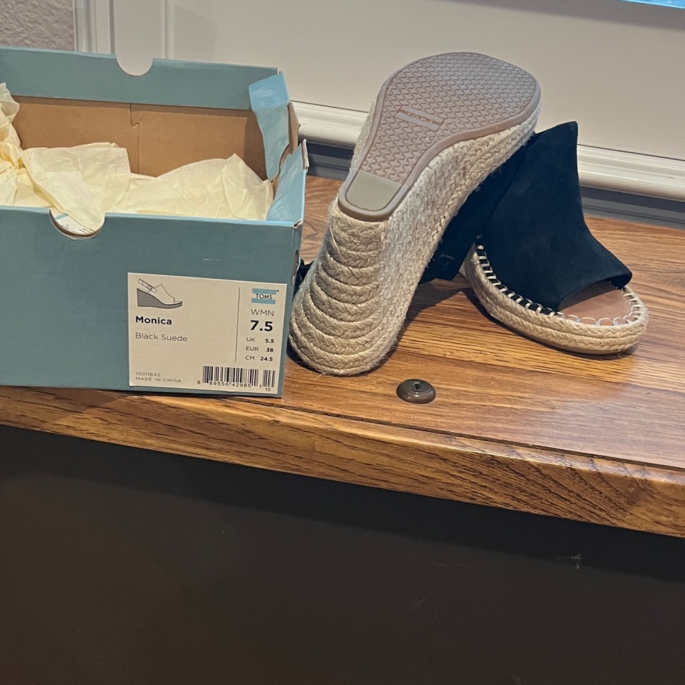 Toms Black Suede Wedge Monica - Picture 3 of 3